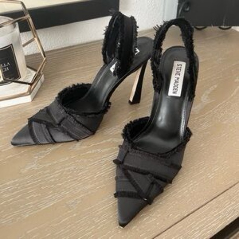 Steve Madden Black Pointed-Toe Slingback Heels with Textured Straps